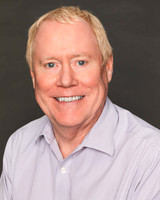 Professional Executive LinkedIn Headshot