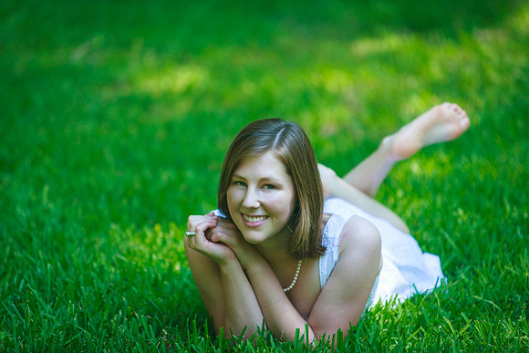 Houston Senior Girl Portrait Laying in Grass