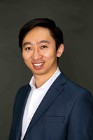 Houston executive LinkedIn Headshot - man in blue sports coat